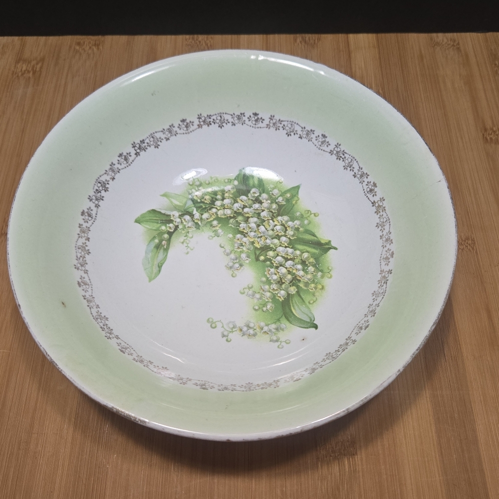 Lily of the Valley Decorative Plate
